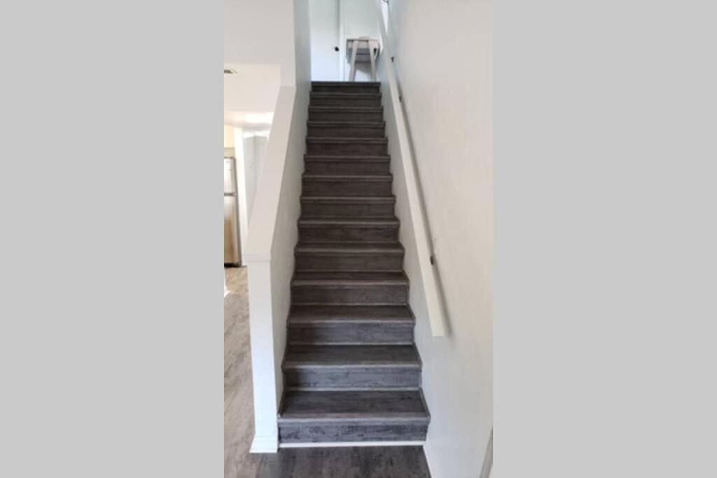Discover Luxury Condo Steps Away From Celebration Pointe And I-75! Gainesville Kültér fotó