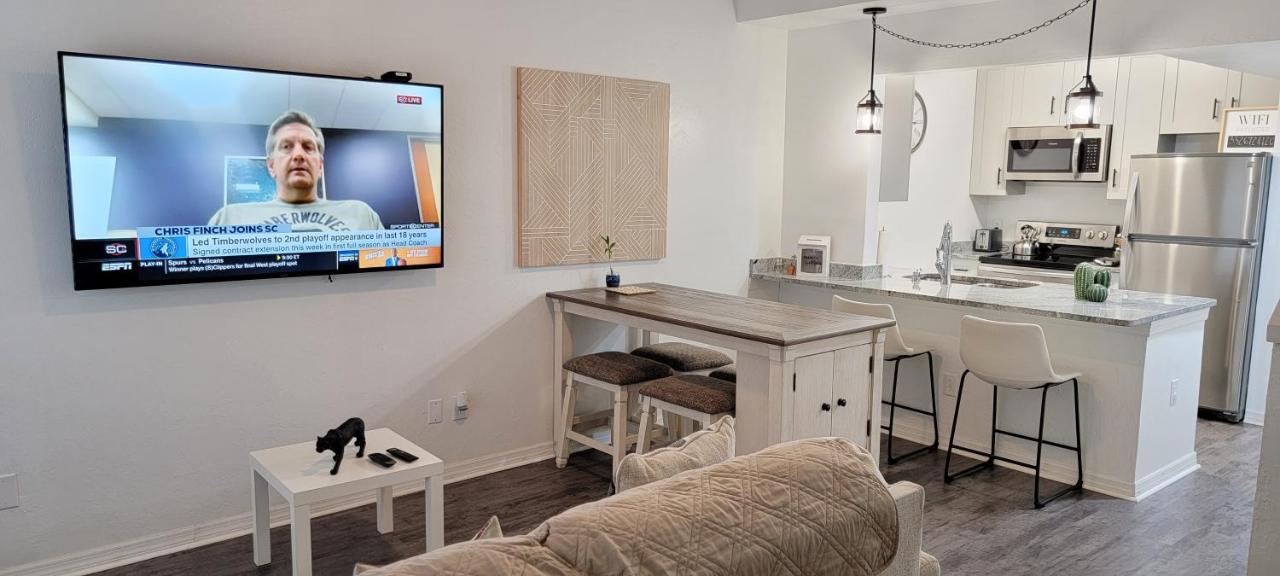 Discover Luxury Condo Steps Away From Celebration Pointe And I-75! Gainesville Kültér fotó