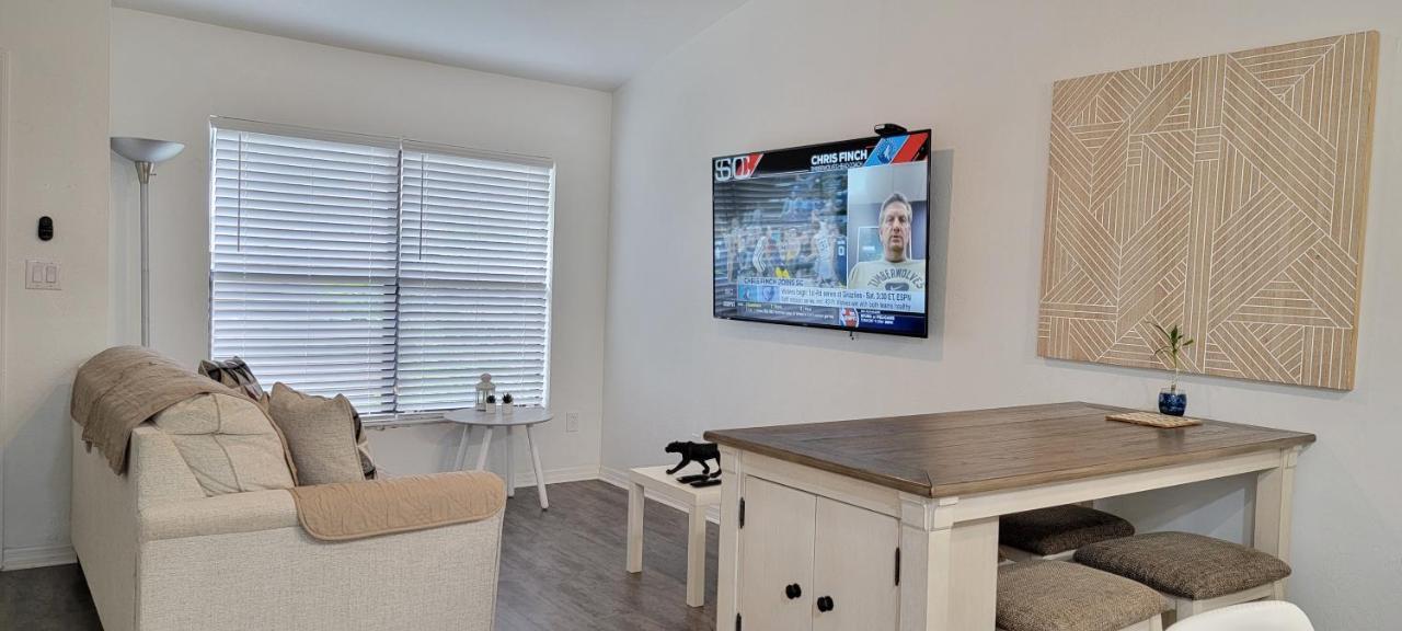 Discover Luxury Condo Steps Away From Celebration Pointe And I-75! Gainesville Kültér fotó
