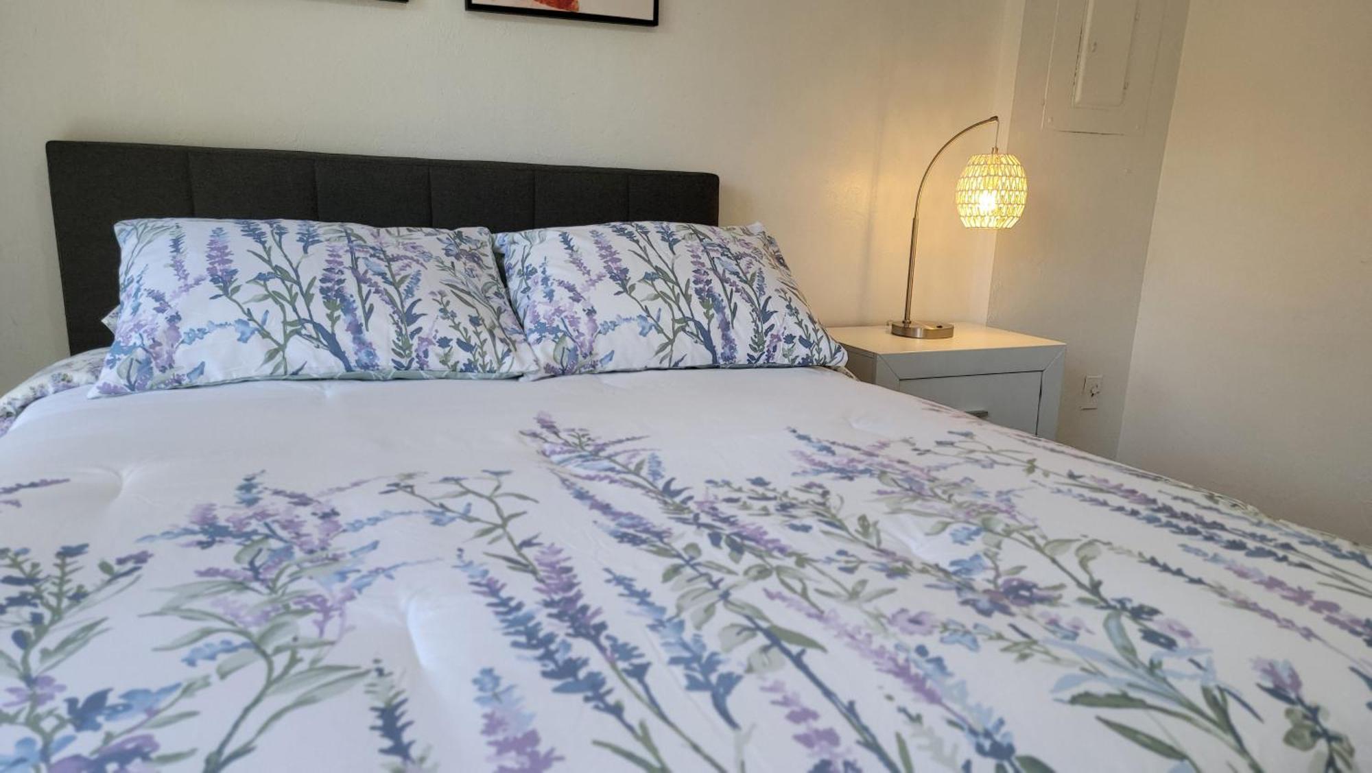 Discover Luxury Condo Steps Away From Celebration Pointe And I-75! Gainesville Kültér fotó